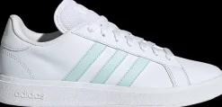 Outlet białe sneakersy damskie Grand Court Base 2.0 Damskie Sportowe|Markowe