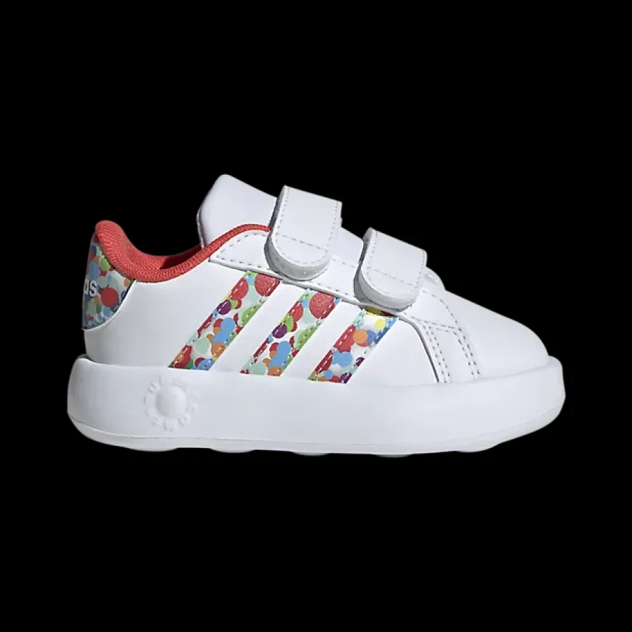 Clearance białe sneakersy dziecięce Grand Court 2.0 z kolorowymi elementami Dzieci Sportowe|Dla Maluszków
