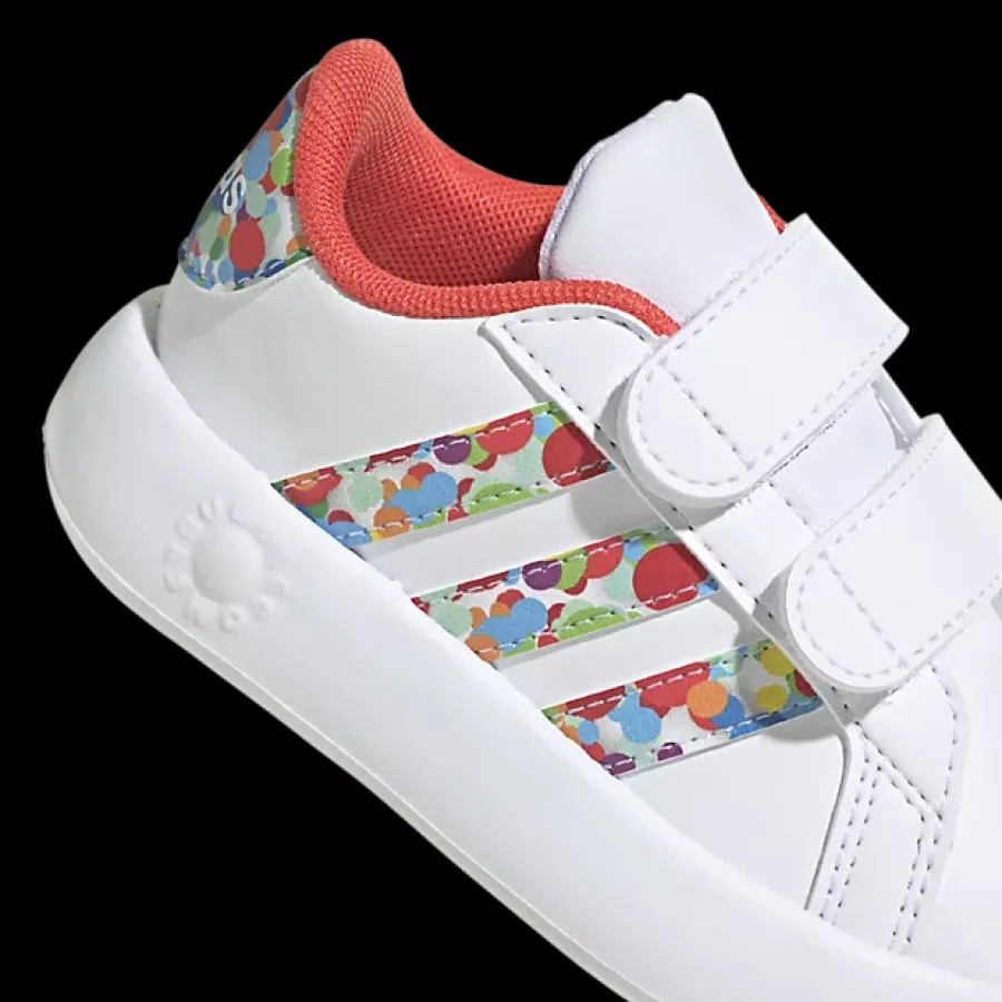 Clearance białe sneakersy dziecięce Grand Court 2.0 z kolorowymi elementami Dzieci Sportowe|Dla Maluszków