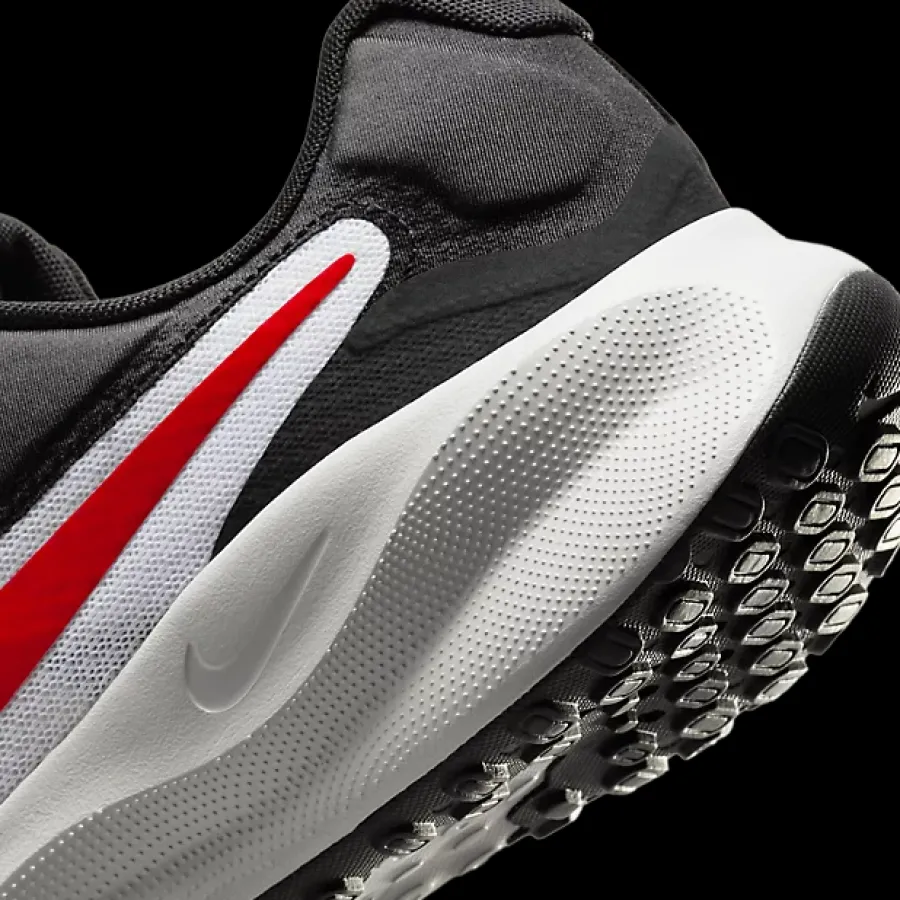 Outlet biało-czarno-czerwone sneakersy męskie Revolution 7 Męskie Sportowe|Markowe