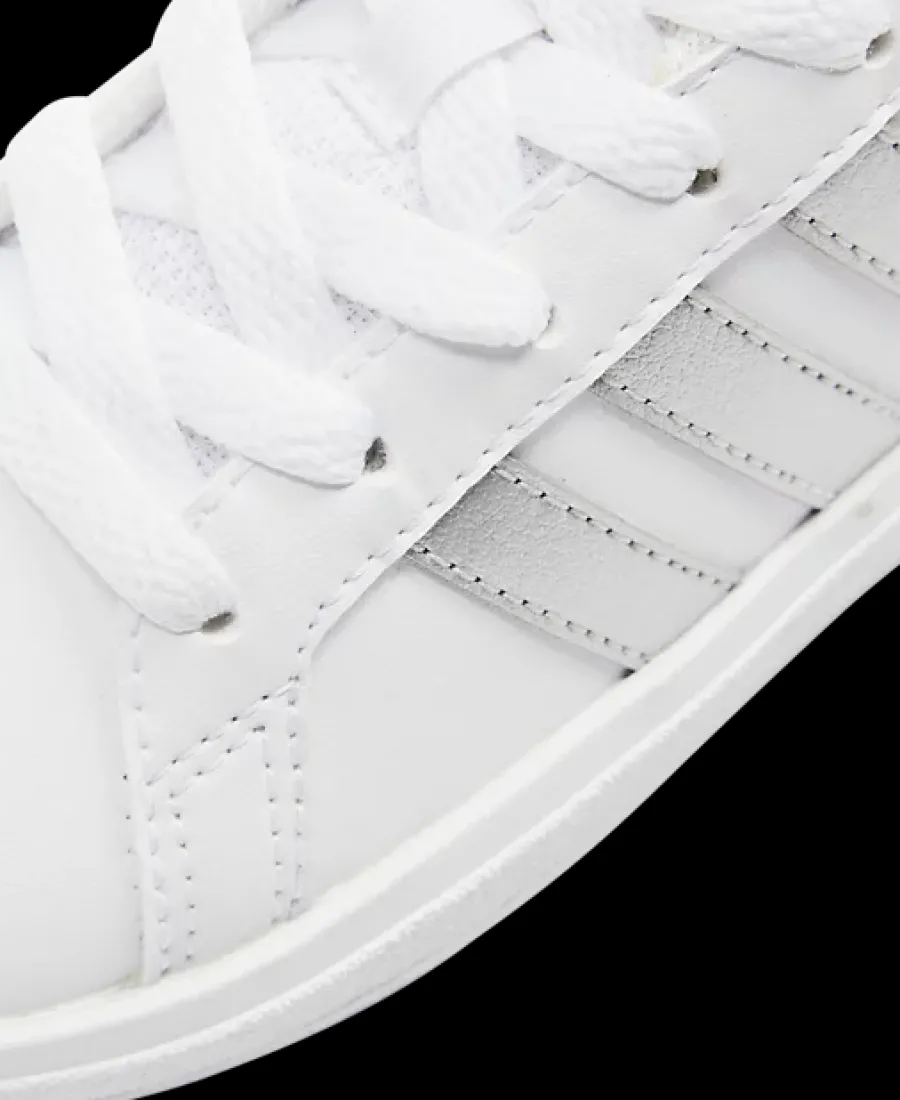 New biało-srebrne sneakersy dziewczęce GRAND COURT 2.0 K Dzieci Sportowe