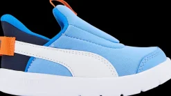 Online niebiesko-białe wsuwane sneakersy dziecięce Courtflex v3 Slip On Dzieci Sportowe|Markowe