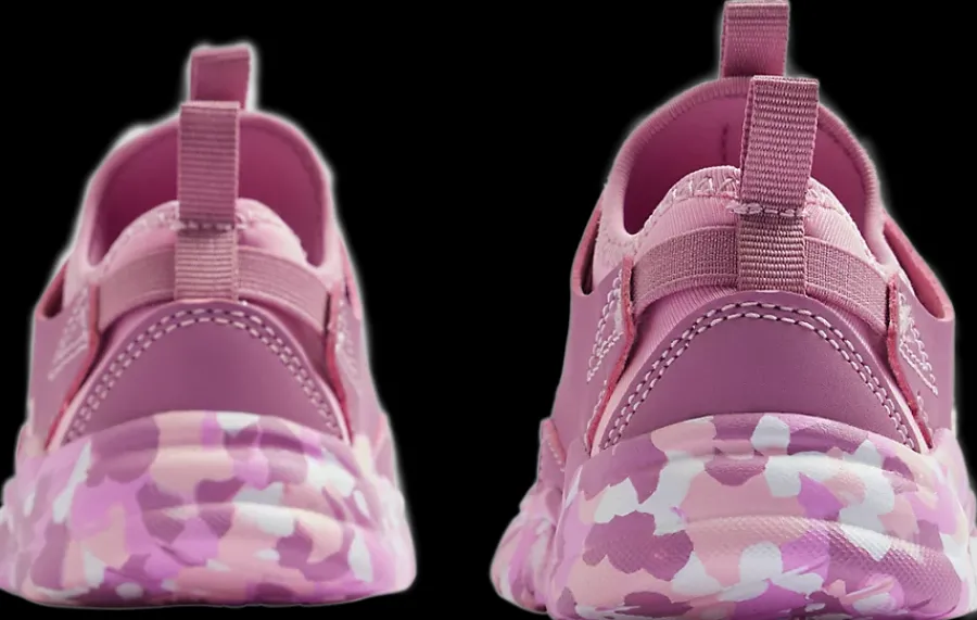 Hot różowe sneakersy dziewczęce na kolorowej podeszwie Dzieci Sportowe