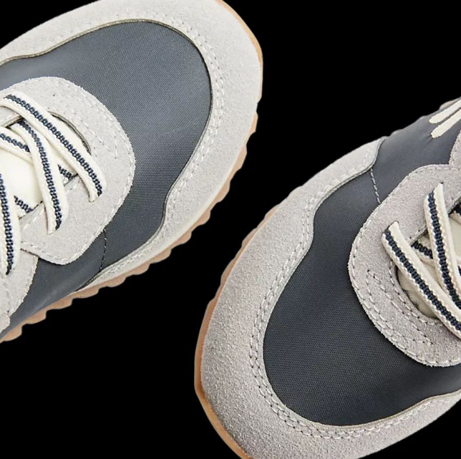 Outlet szaro-czarne sneakersy dziecięce Dzieci Sportowe|Do Szkoły